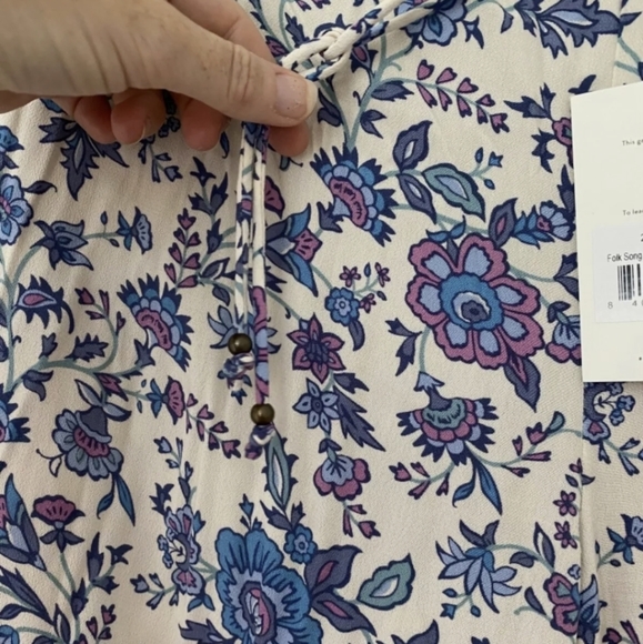 🎶 Spell Folk Song Blouse 🎶 - Picture 7 of 7